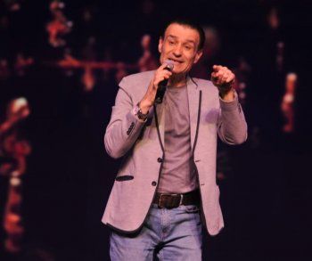 شاهد .. تكريم أشرف زكي وصفاء أبو السعود وخالد جلال وعادل عبده