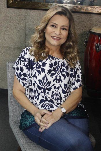 شاهد .. خاص - هلا المر : ناجي الأسطا جميل الصوت والأخلاق .. وأفضل " وبطير " بصوت زياد برجي