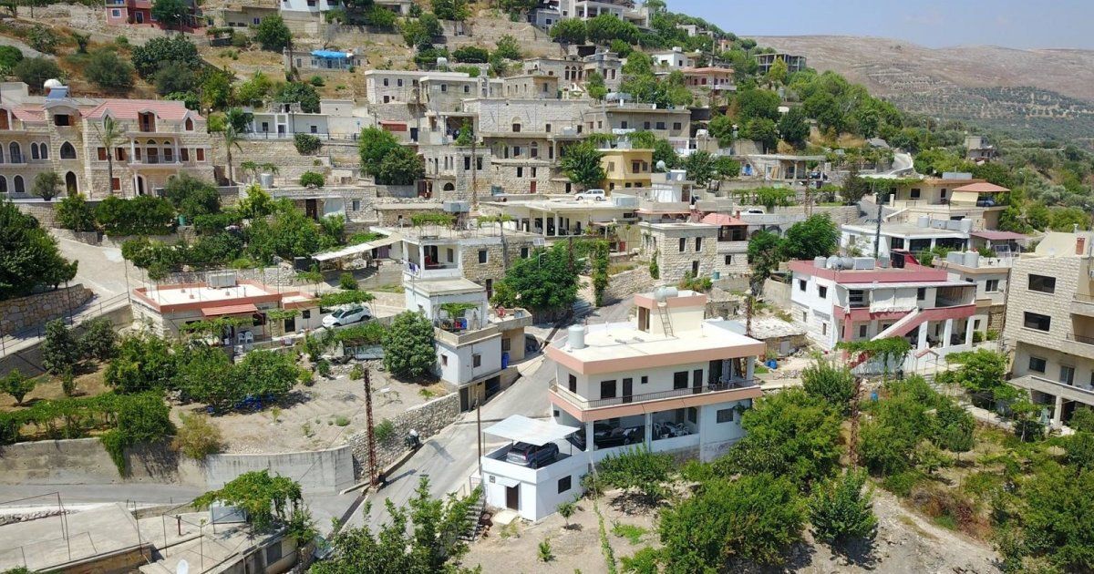 شاهد .. خاص- كوكبا قرية لبنانية جنوبية فيها عين المسيح العجائبية وأشجار زيتون معمّرة