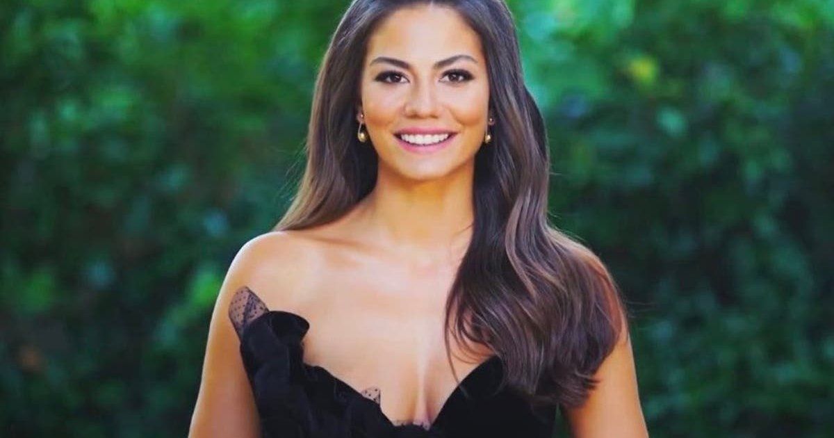 شاهد .. ديميت أوزديمير بلباس البحر وتذهل متابعيها-بالصور