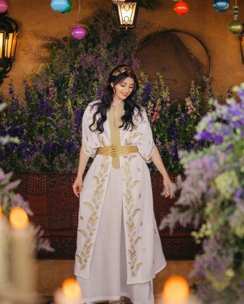 شاهد .. إليكم سعر إطلالة ماريتا الحلاني في ليلة الحناء