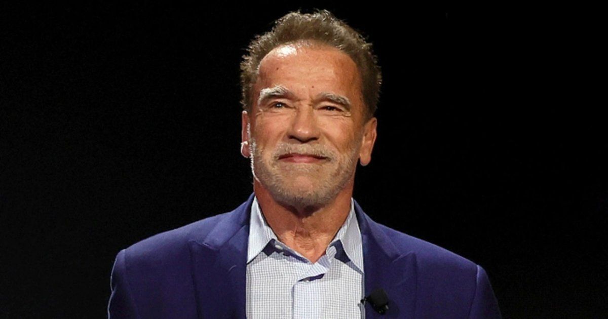 شاهد .. أرنولد شوارزنيغر يتحدث عن اللحظة الساحقة عند إخباره زوجته عن طفله السري