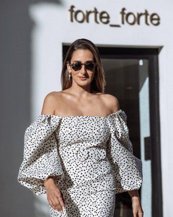 شاهد .. بالصور- أمينه خليل تتألق بإطلالة تحبس الأنفاس