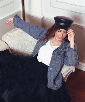 شاهد .. بالصور- يارا تتألق بإطلالة مميزة تحبس الأنفاس