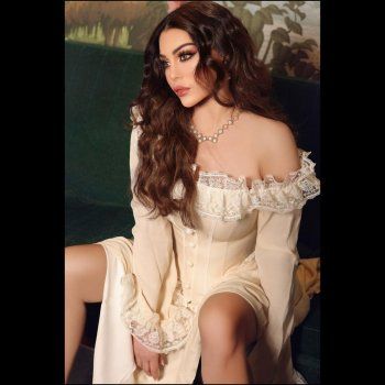 شاهد .. هيفا وهبي بإطلالة جديدة حابسة للأنفاس