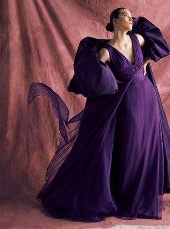 شاهد .. بالفيديو- نوال الزغبي تتألق بفستان رائع من أمستردام وتخطف الأنظار