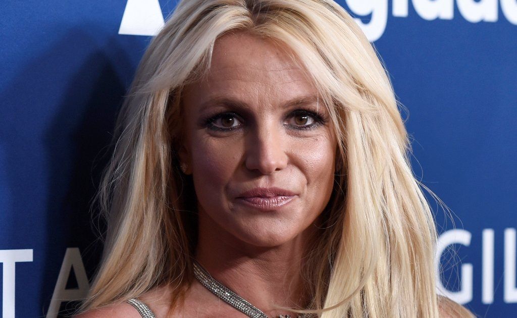 شاهد .. كيفن فيديرلاين وبريتني سبيرز ينفيان تعاطيها المخدرات