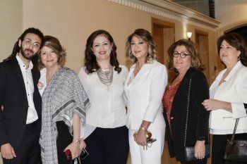 شاهد .. بالصور- ريتا نجيم الرومي مكرّمة من أرض المبدعين وزياد مكاري يسلمها الدرع التكريمي بحضور ماجدة الرومي