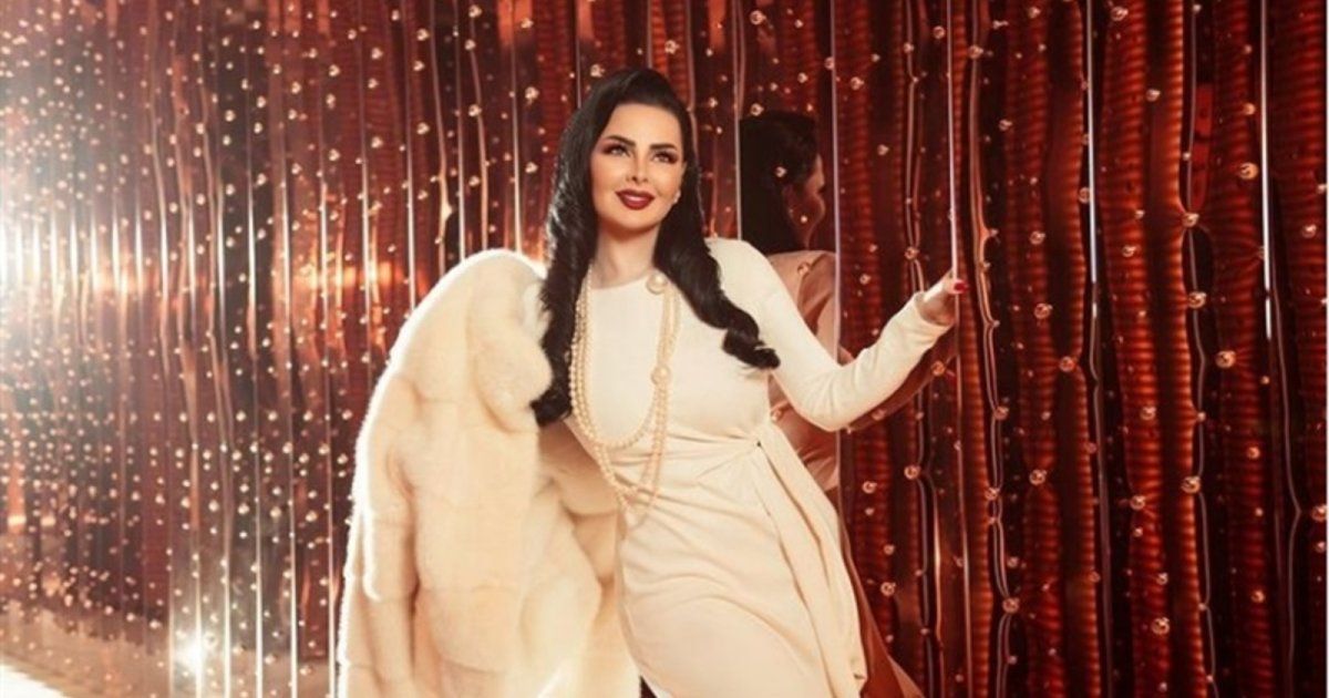 شاهد .. ظهور مفاجئ لـ ديانا كرزون بفستان الزفاف مع اقتراب موعد الولادة