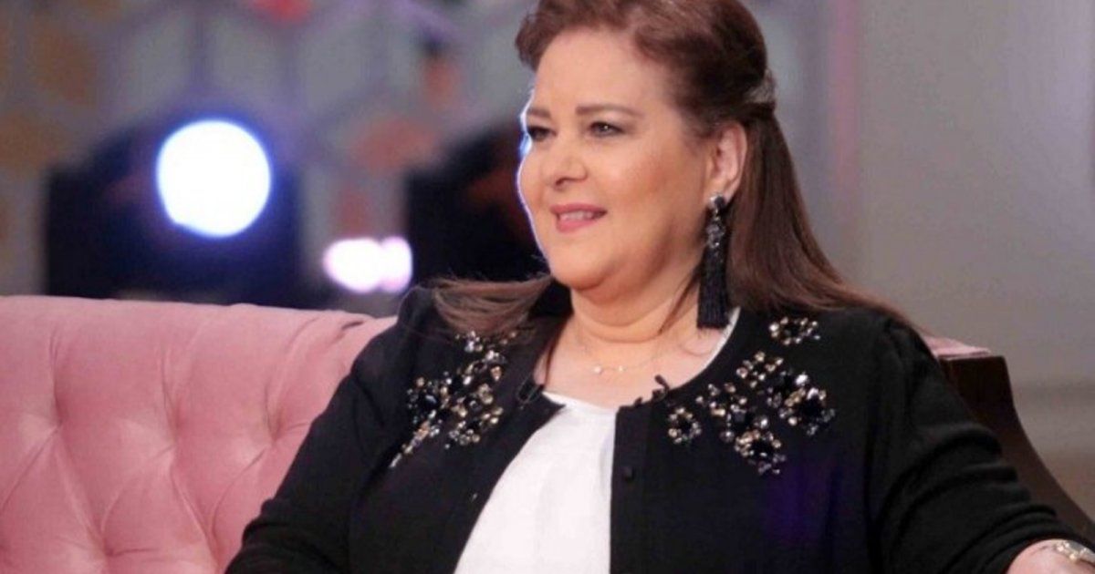 شاهد .. صورة نادرة للراحلتين دلال عبد العزيز ورجاء الجداوي