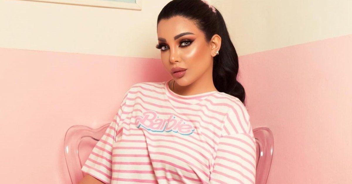 شاهد .. بالصورة - رولا يموت: "لا يمكنكم مقاومة أنوثتي... شئتم أم أبيتم"