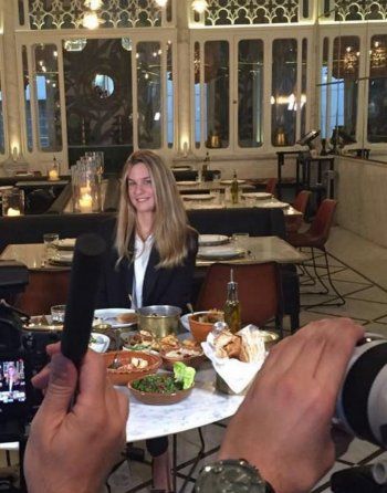 شاهد .. بالصور- ملكة الجمال اللبنانية جوليا سيرياني.. هكذا أصبحت بعد 27 عاماً على مشاركتها في المسابقات العالمية