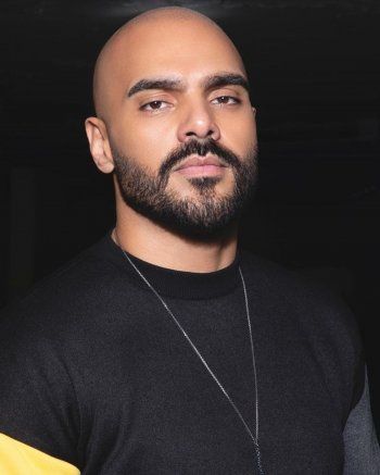 شاهد .. بالصور- جوزيف عطية يتألق من كواليس تصوير كليب أخر أغانيه "البغددة"