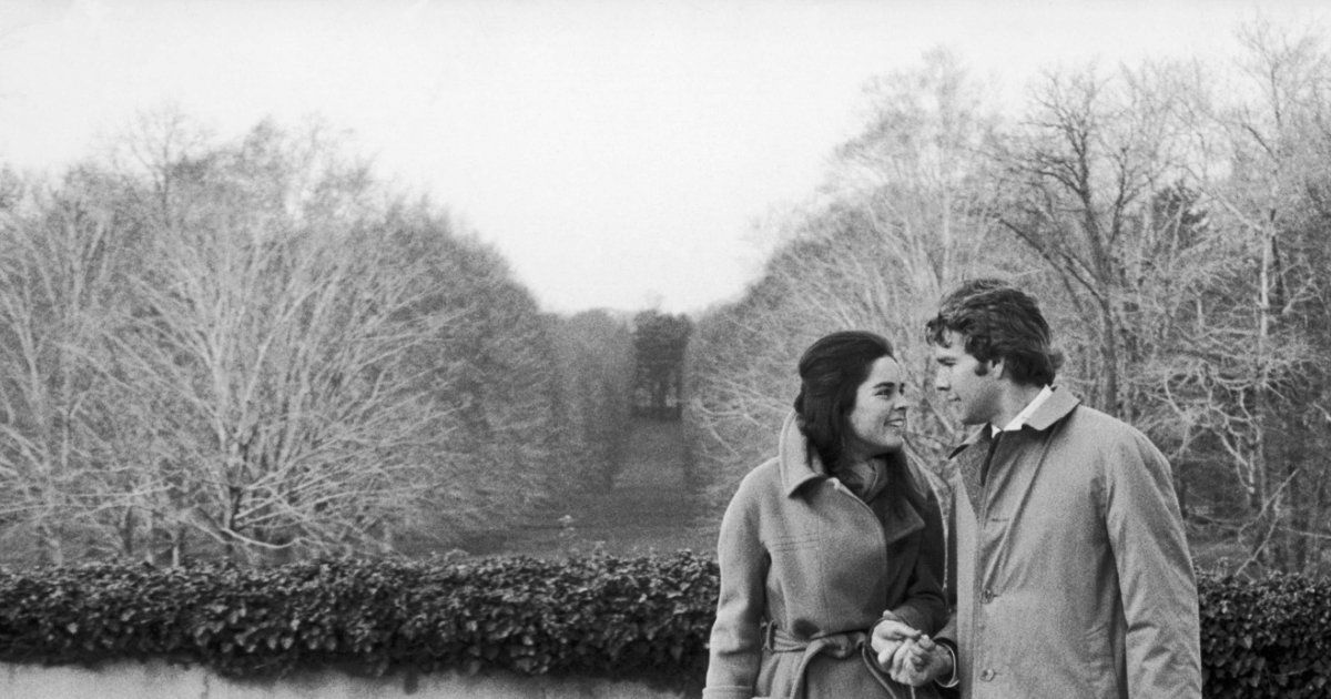 شاهد .. من هما بطلا أطول قصة حب في التاريخ؟.. الجواب مفاجئ!