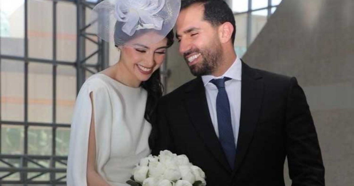 شاهد .. رومانسية ماريتا الحلاني وزوجها تخطف الأنظار.. إليكم صورهما من شهر العسل