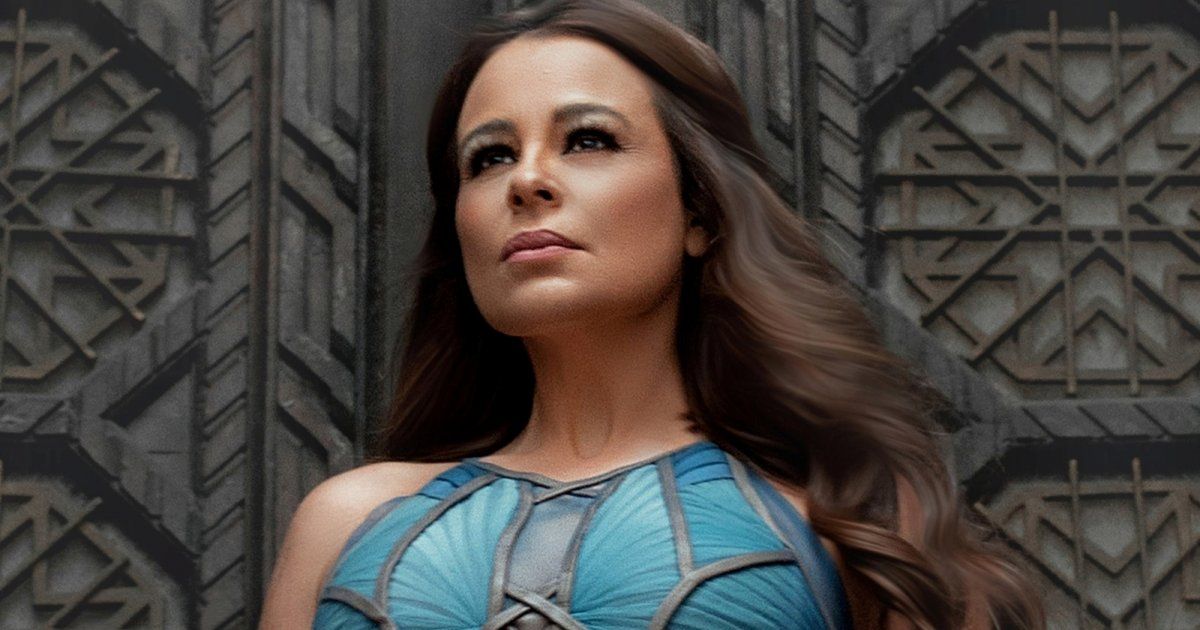 شاهد .. كارول سماحة تروج لـ أغنية " نسخة مني"