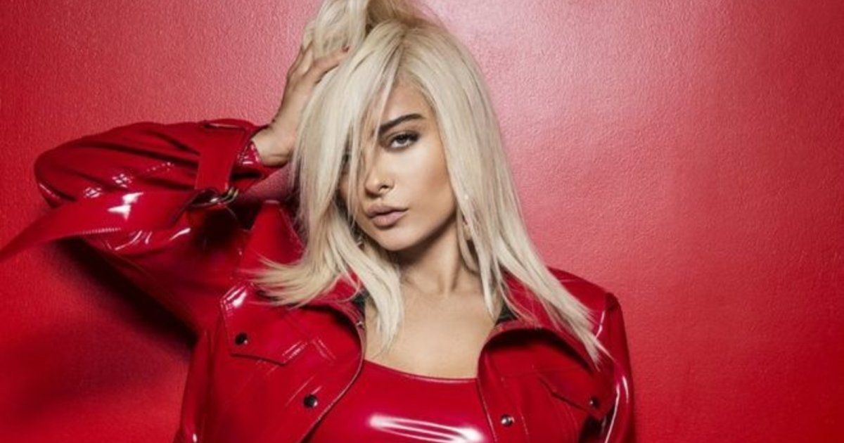 شاهد .. إصابة بيبي ريكسا بهاتف في حفل نيويورك