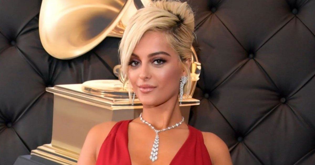 شاهد .. هكذا علق المعجب الذي ضرب بيبي ريكسا