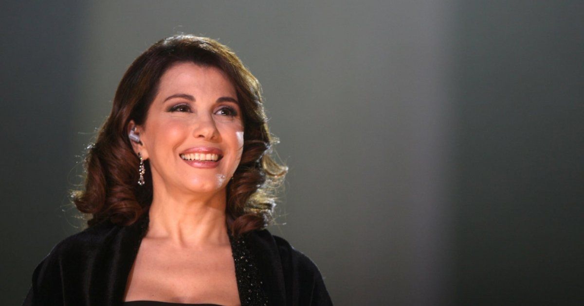 شاهد .. ماجدة الرومي تحيي حفلاً في جامعة سيدة اللويزي قريباً