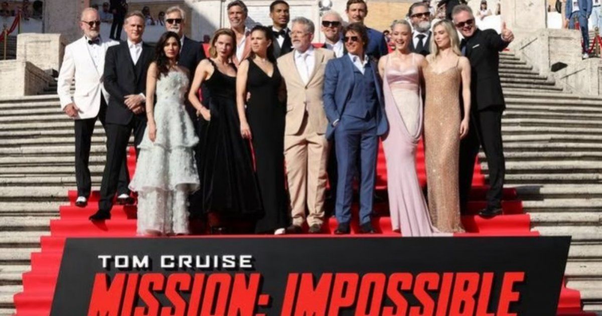 شاهد .. توم كروز يحضر في العرض الأول لمهمة مستحيلة 7 في روما
