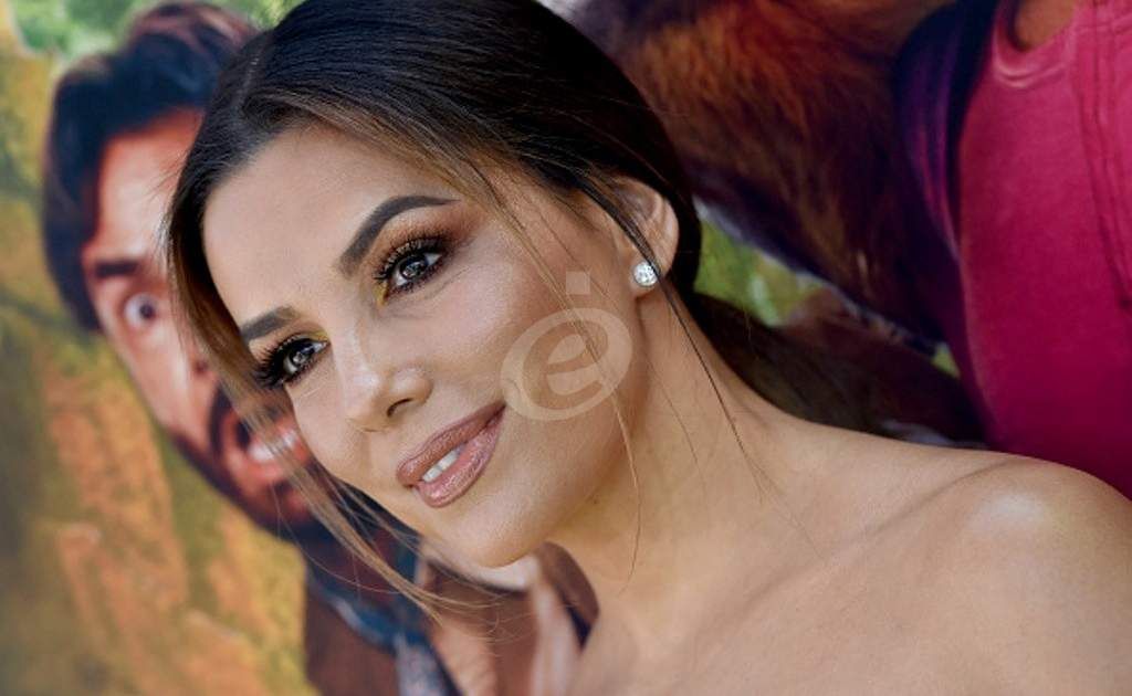 شاهد .. بالصورة - إيفا لونغوريا تحتفل بقدوم الصيف بلون نابض بالحياة