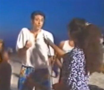 شاهد .. فيديو نادر لـ أحمد عز قبل الشهرة.. تعرفوا إلى مهنته!