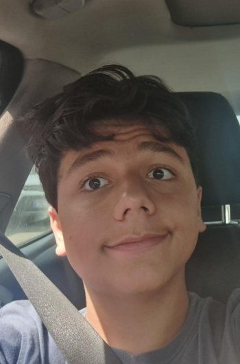 شاهد .. جان بول كاورك يغني My Way لفرانك سيناترا بصوت ملفت