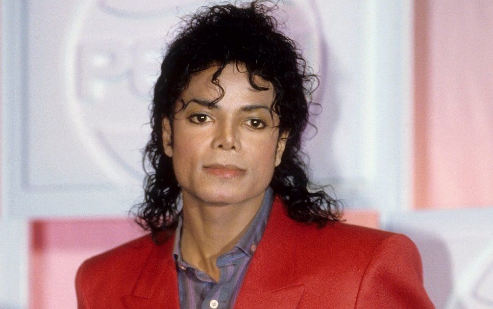 شاهد .. 14 عام على وفاة مايكل جاكسون.. وسيرته الذاتية قيد التحضير