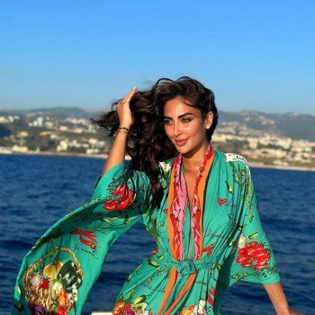 شاهد .. بإطلالة صيفية مميزة.. نور الغندور تتألق على اليخت وتسحر الجمهور بجمالها - بالصور