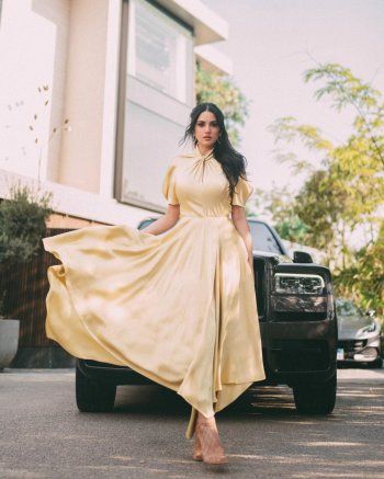 شاهد .. بالصور- إطلالة درة التونسية تخطف الأنظار