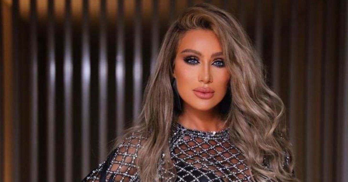 شاهد .. بالصورة- مايا دياب تخطف الأنظار بإطلالة مميزة