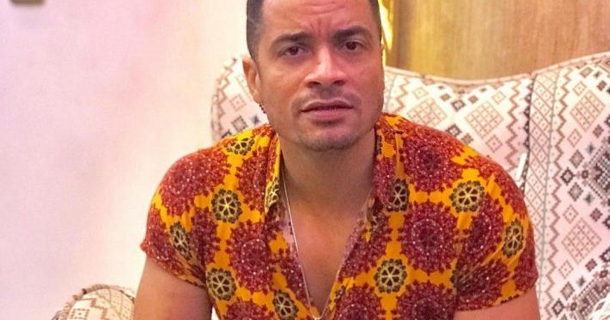 شاهد .. حسن شاكوش في شاطئ مخصص للسيدات فقط.. ما القصة؟