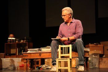 شاهد .. خاص- فيليب عرقتنجي يكشف قصة حياته في "صار وقت الحكي".. أضحكنا وأبكانا في آن