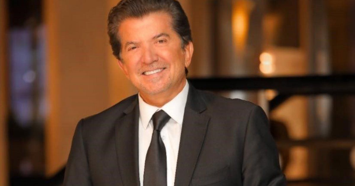 شاهد .. بالفيديو- وليد توفيق يستمر بتشويق الجمهور لأغنيته الجديدة "أصحاب السعادة"