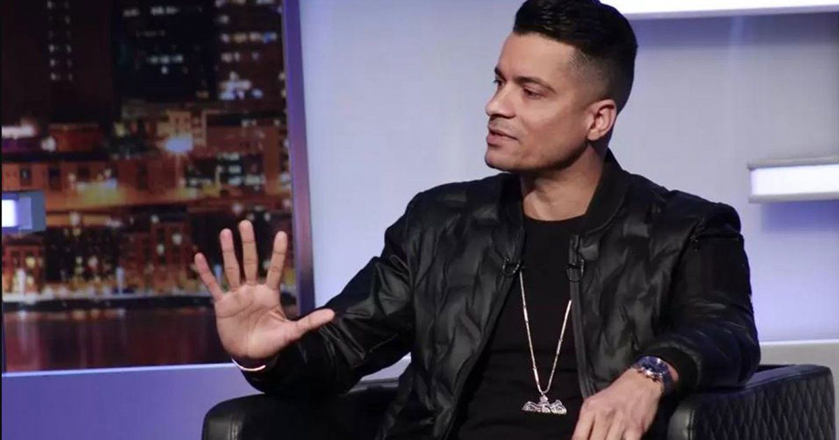 شاهد .. حسن شاكوش يرفض الحديث عن أزمة زوجته: "تعبتوا مني"