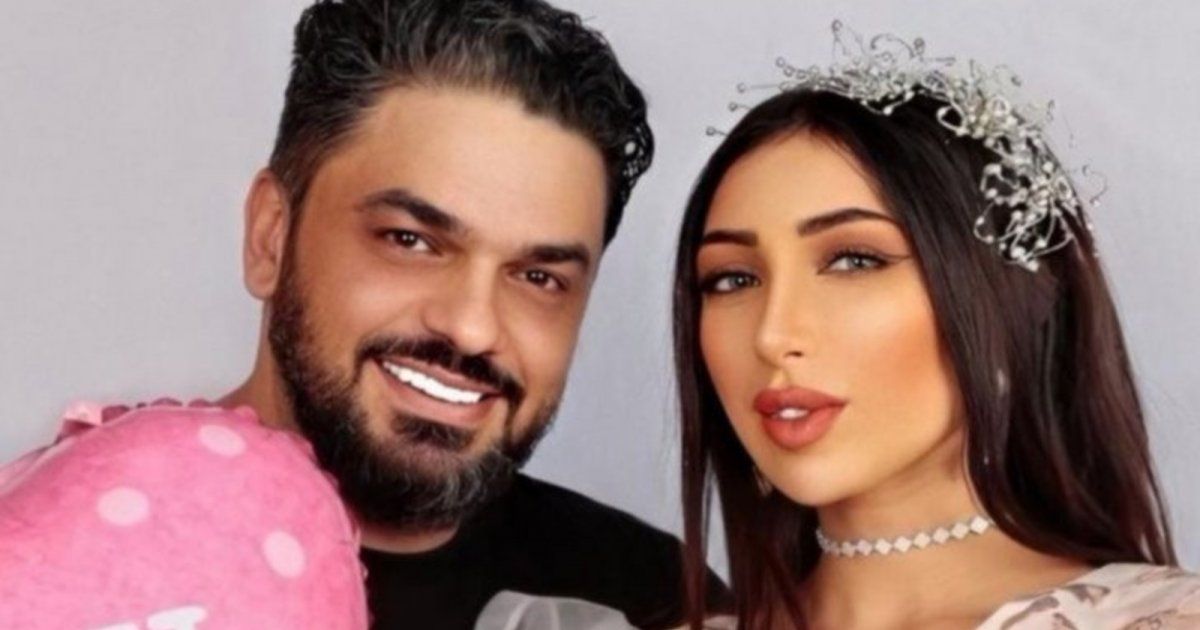 شاهد .. محمد الترك بتصرفات صبيانية تثير غضب الجمهور.. وهذا ما فعله بأغنية دنيا بطمة