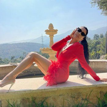 شاهد .. بالصور- إطلالة جريئة وجذابة لـ لاميتا فرنجية