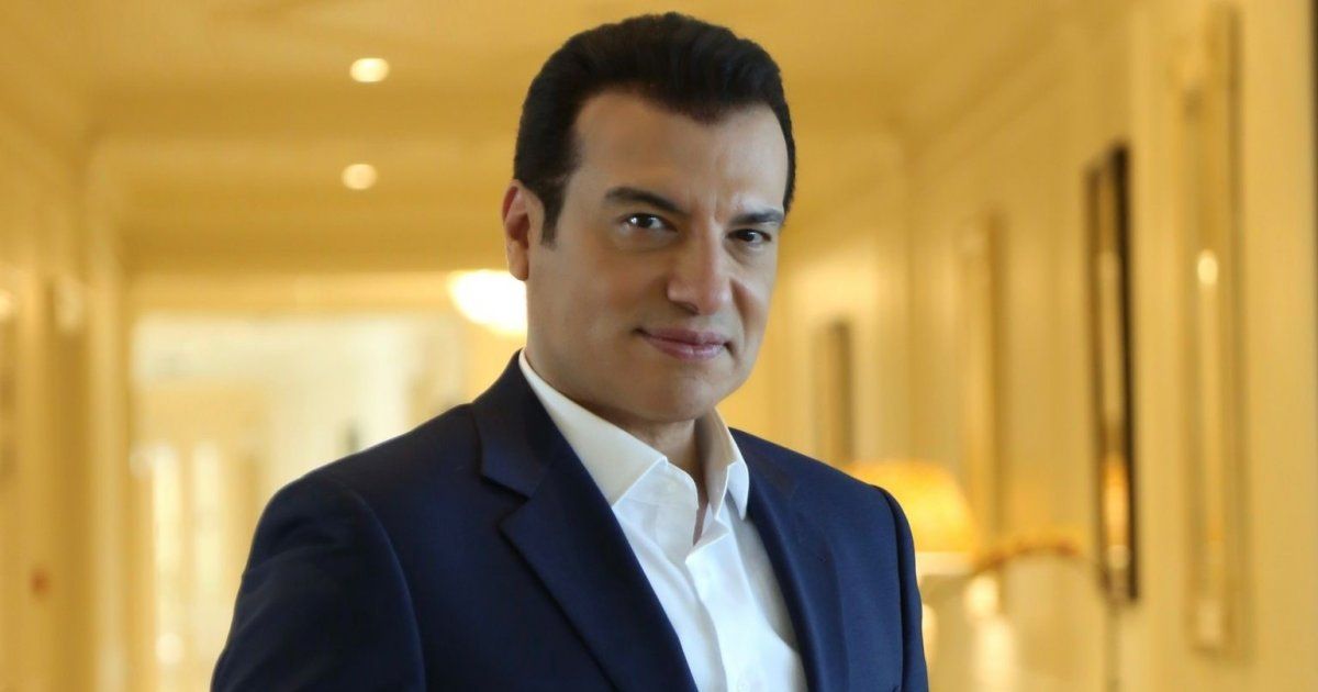 شاهد .. إيهاب توفيق ينعى علاء عبد الخالق