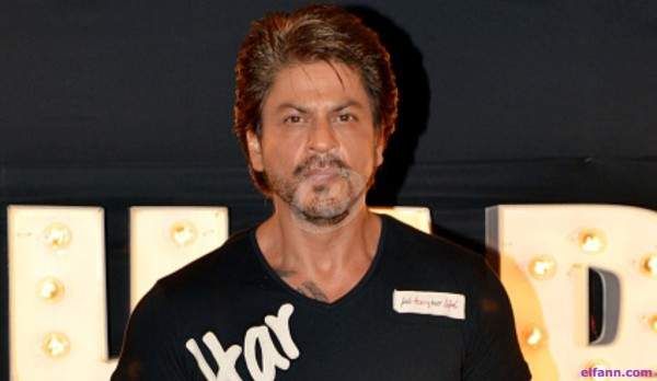 شاهد .. شاروخان يتعرض لإصابة أثناء تصوير فيلمه ويخضع لعملية جراحية