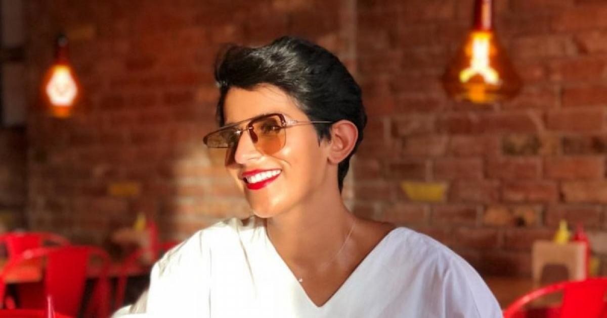 شاهد .. نورة العميري تستعرض جسمها بالمايوه والجمهور: "صور شخصيه ما لازم تشاركينها"