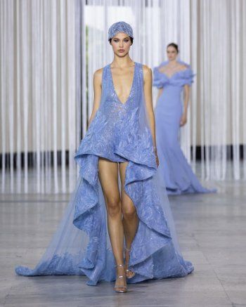 شاهد .. طوني ورد يكشف عن مجموعته الجديدة.. وفساتين تخطف الأنظار