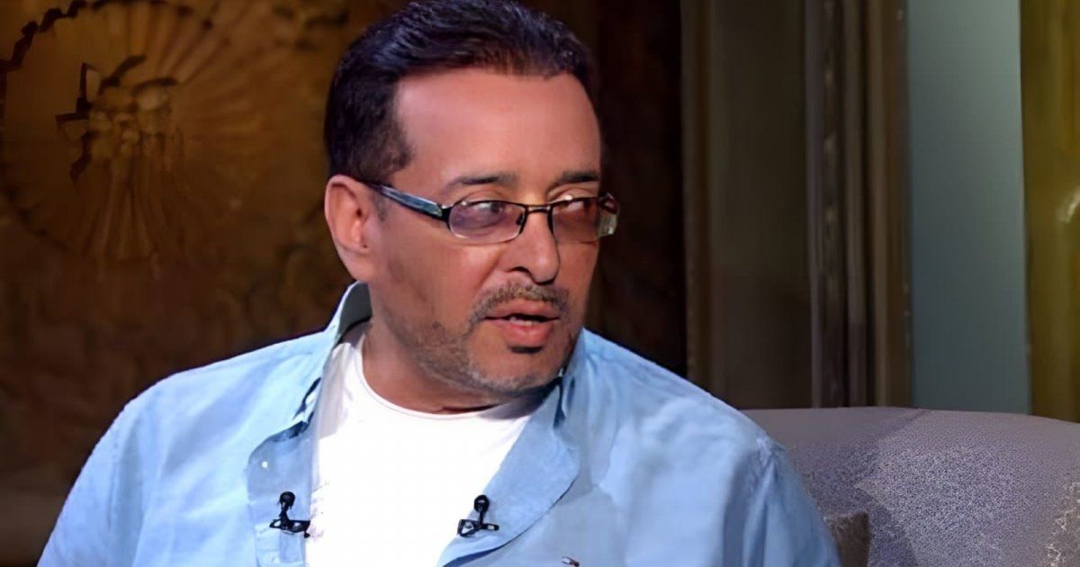 شاهد .. عزاء علاء عبد الخالق يحضره نجوم الفن أبرزهم محمد منير-بالصور