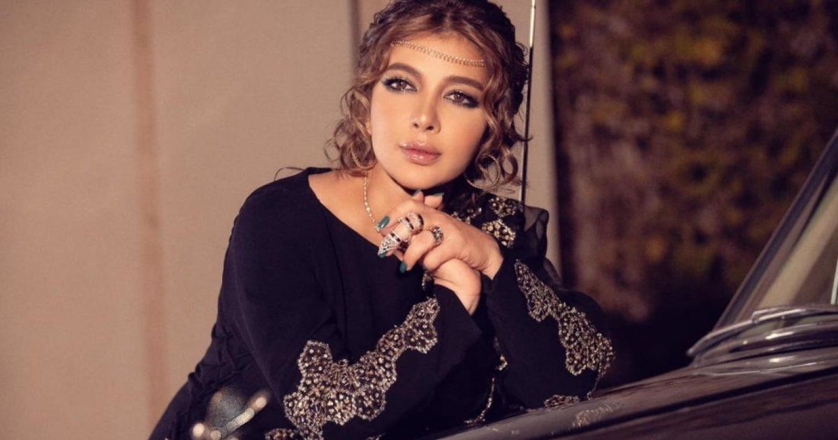 شاهد .. بهذه الكلمات هنأت أصالة إليسا على أغنيتها الجديدة