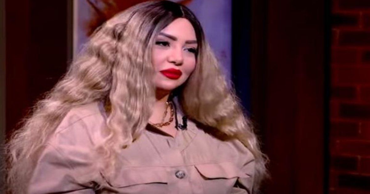 شاهد .. إيمان أيوب ترفض دور جريء ومنة شلبي تحل مكانها