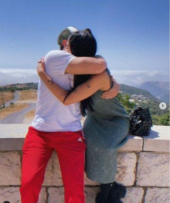 شاهد .. صور لـ زينة مكي برفقة شاب تثير التكهنات حول دخولها بعلاقة حب جديدة