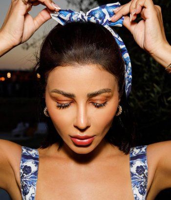 شاهد .. بالصور- مهيرة عبد العزيز تتمثل بـ سعاد حسني في إطلالتها