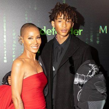 شاهد .. بالصور- بكلمات جميلة وصور من طفولته.. جادا بينكيت سميث تعايد إبنها جايدن بعيد ميلاده الـ 25