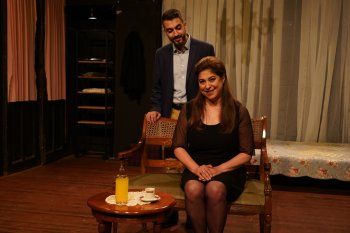 شاهد .. خاص - " دفاتر لميا " .. قصة حقيقية عن قاصر دمّر والدها مستقبلها