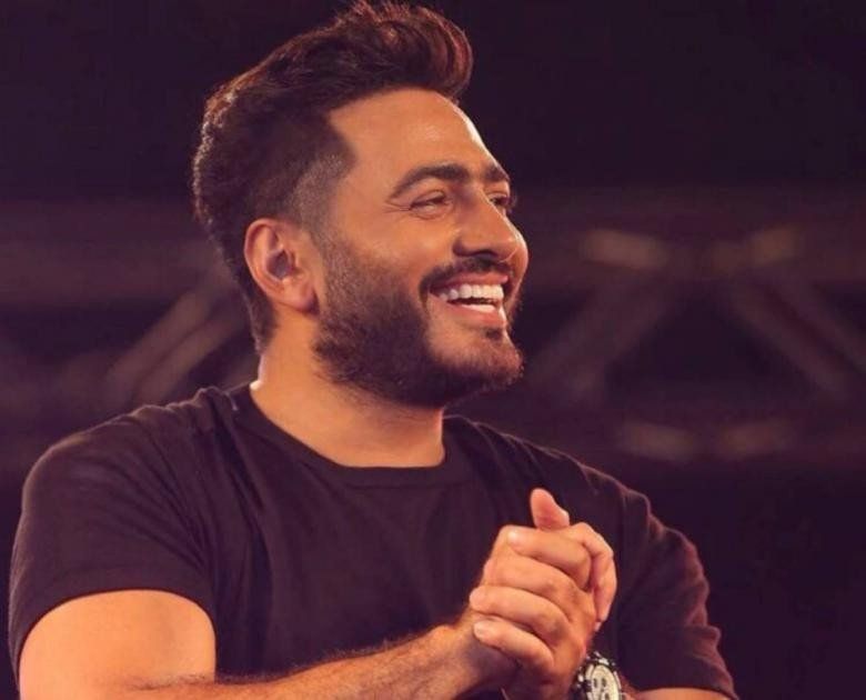 شاهد .. بالفيديو- مواطن صيني يتفاعل مع أغنية تامر حسني فكيف كانت ردة فعل الأخير؟