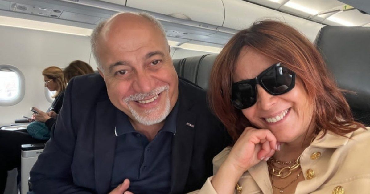 شاهد .. بمفاجأة مدهشة.. زوج تقلا شمعون طوني فرج الله يحتفل بعيد زواجهما ويحدث ضجة واسعة